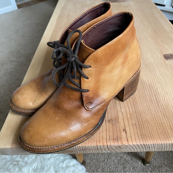 Patricia Nash Leather Shoes - Picture 2 of 9